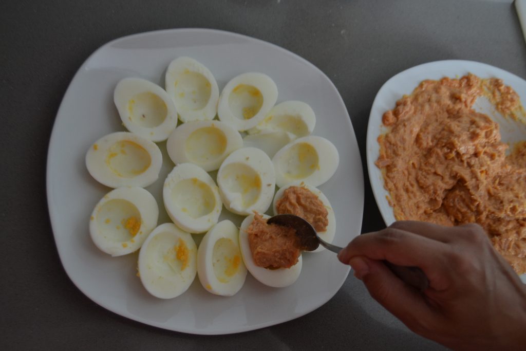 Receta Huevos Rellenos - Hábitos Saludables de Vida (13)
